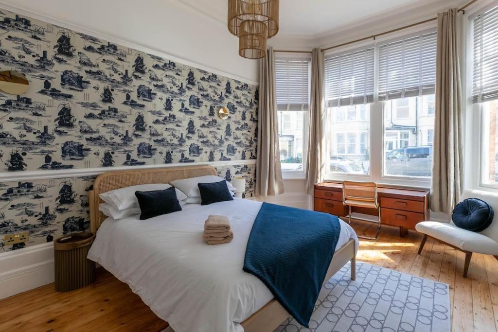 Wolverdene - Entire Ground Floor Flat With Garden Margate Bagian luar foto