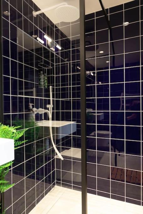 Wolverdene - Entire Ground Floor Flat With Garden Margate Bagian luar foto