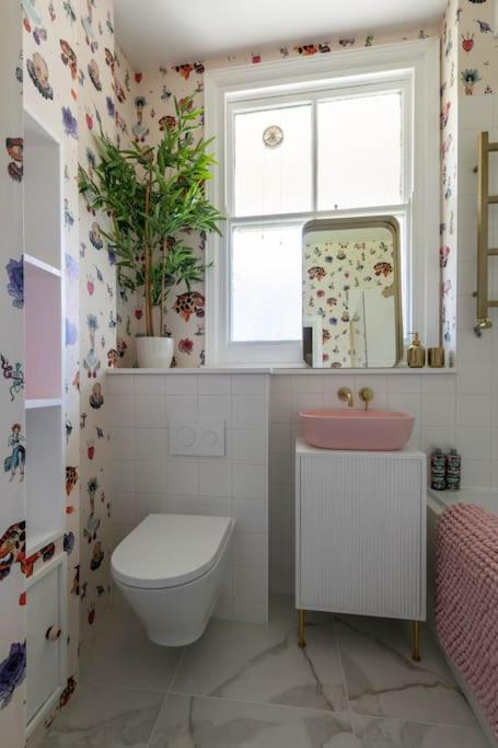 Wolverdene - Entire Ground Floor Flat With Garden Margate Bagian luar foto